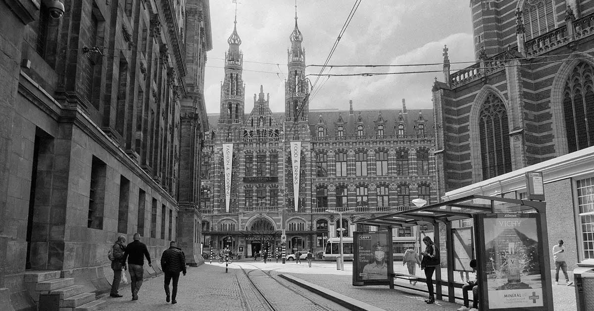 The myth of slow analog photography